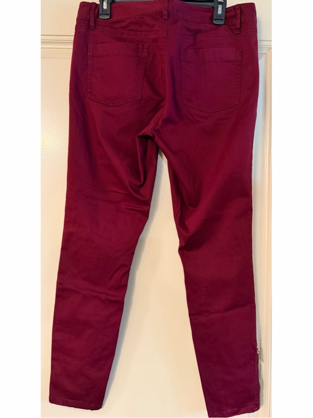 LOFT Women's Skinny Pants in Deep Wine with Gold Zippers - Picture 5 of 5